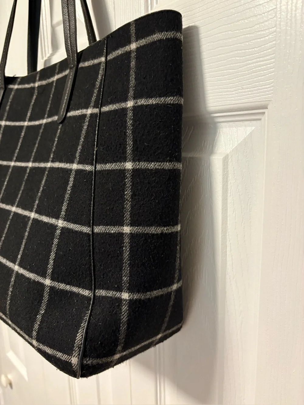 Beautiful Black Plaid Felt Tote Bag
